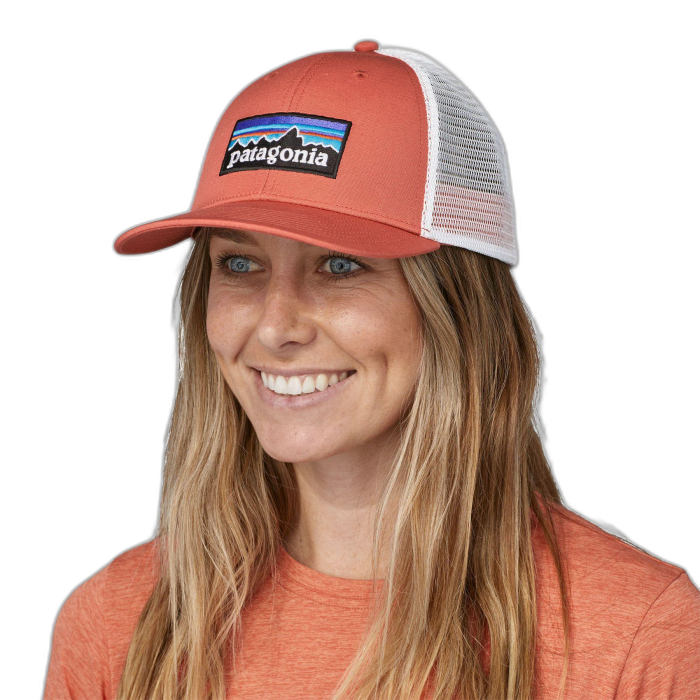 Czapka PATAGONIA P-6 lopro Trucker / QZCO quartz coral